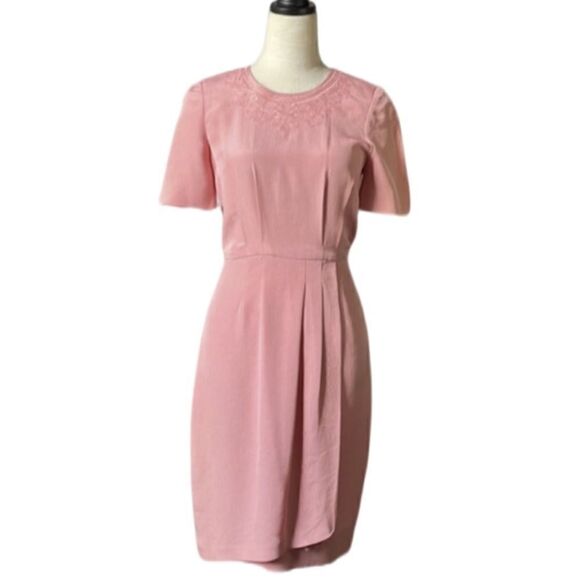 Liz Claiborne Pink Short Sleeved Dress w/ Embroidered Top (Size: 2 Petite) - Picture 1 of 12